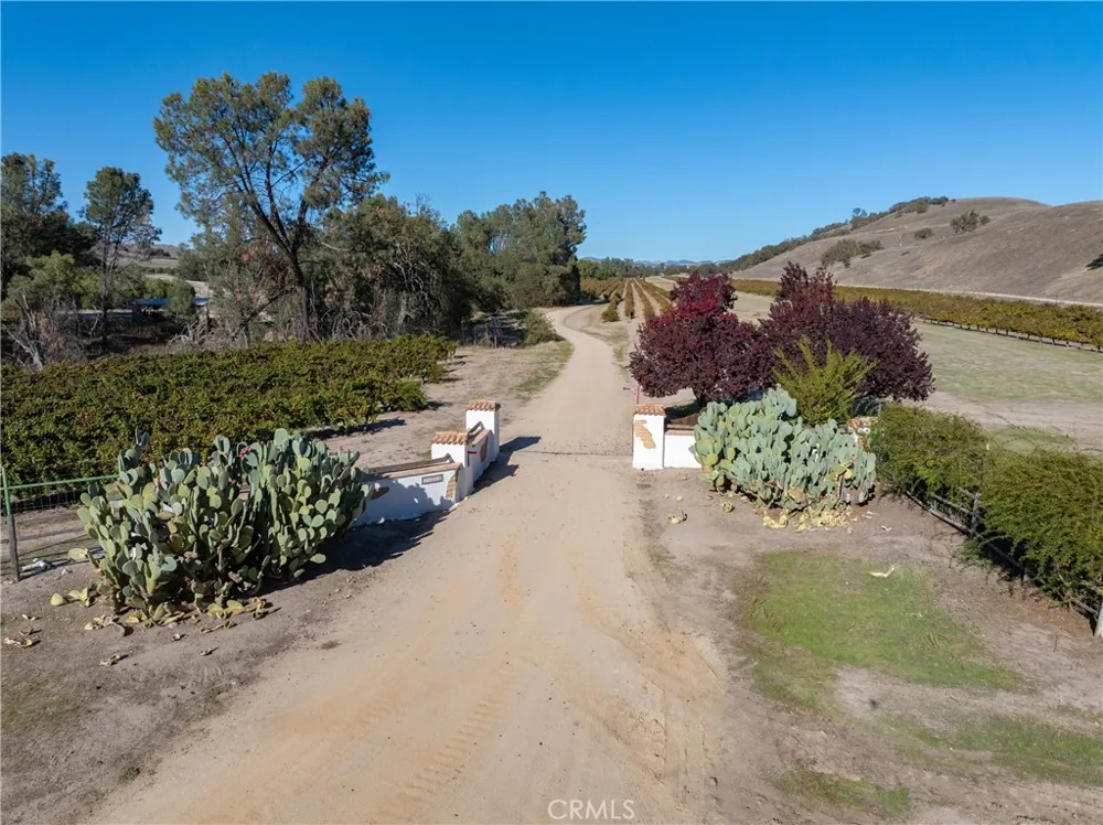 77620 Lowes Canyon Road San Miguel, CA 93451