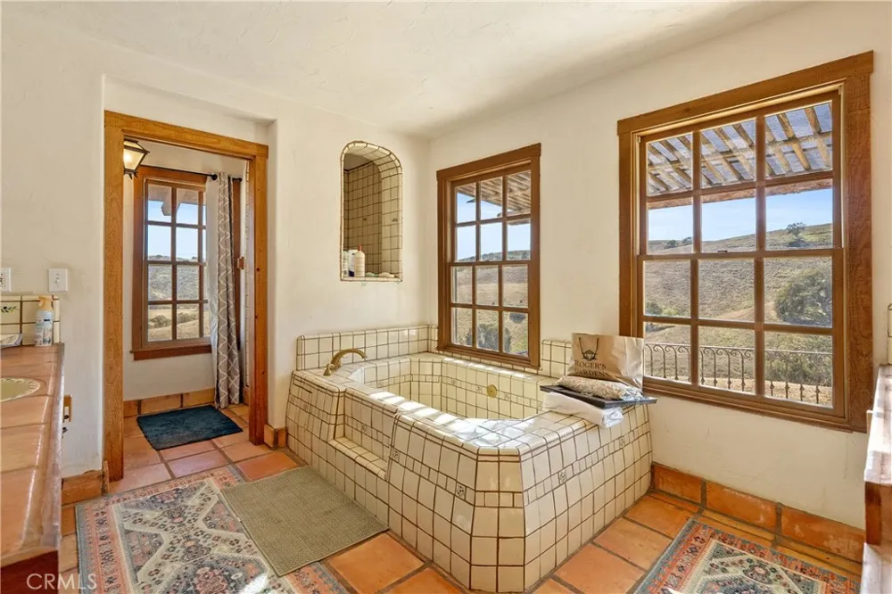77620 Lowes Canyon Road San Miguel, CA 93451