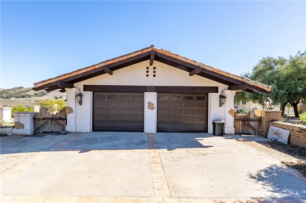 77620 Lowes Canyon Road San Miguel, CA 93451