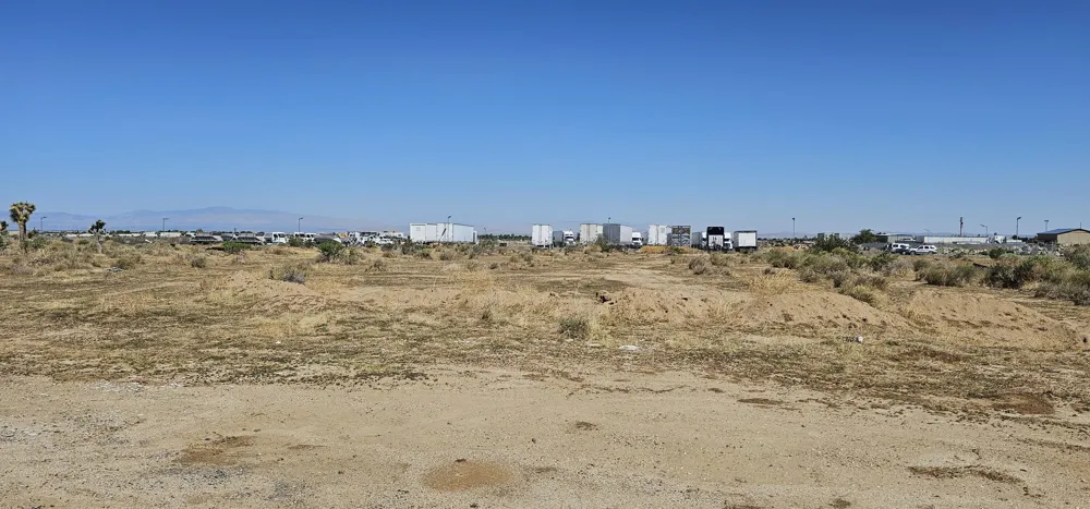 W 4th Street West/ Avenue L12