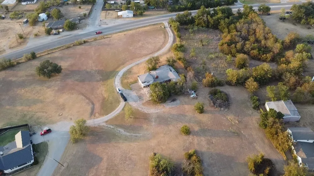 1115 W Belknap Jacksboro, TX 76458