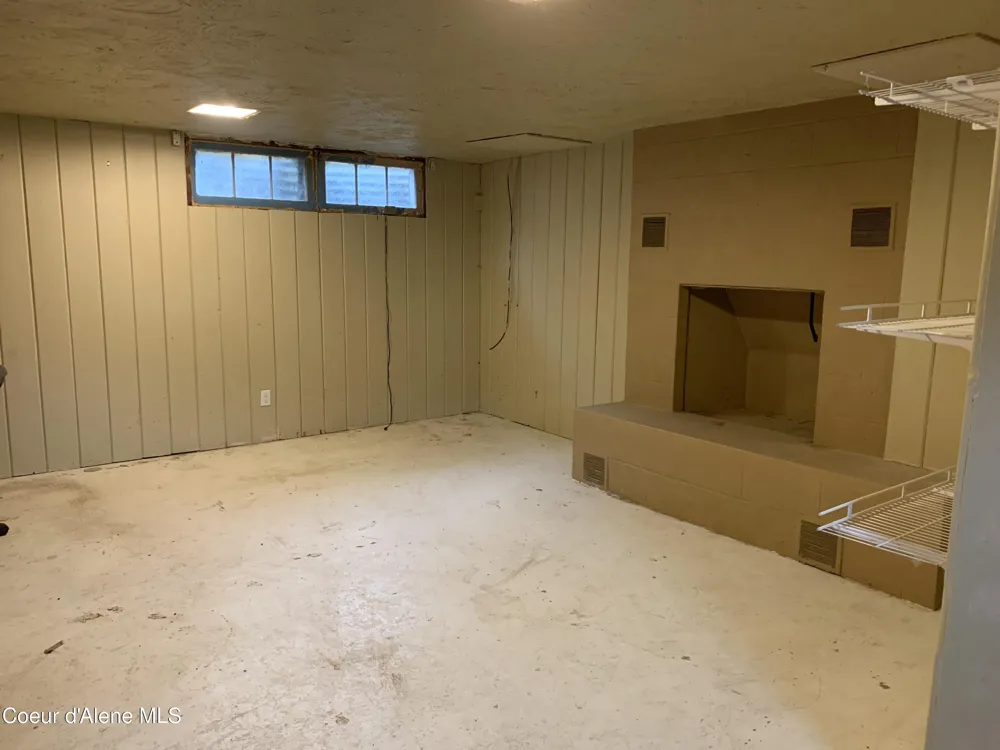 52 Park Circle Kellogg, ID 83837
