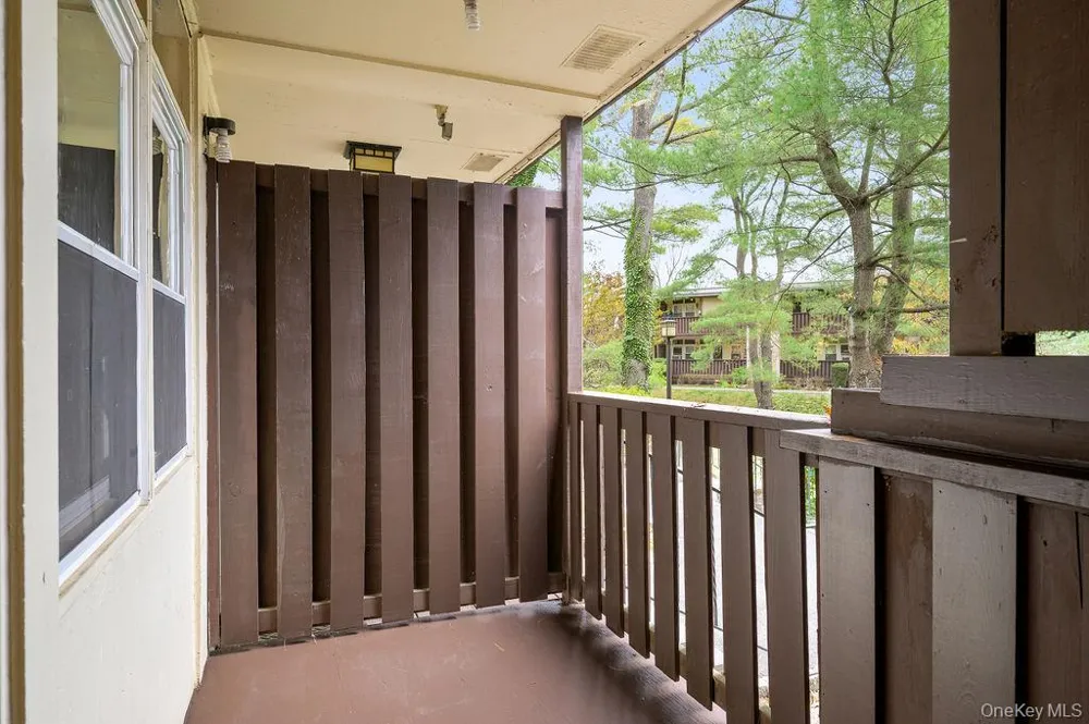 103 Wiltshire Road #D6 Scarsdale, NY 10583