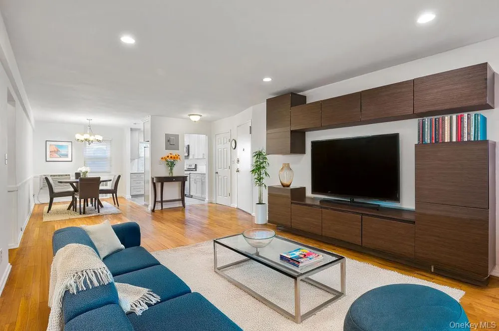 103 Wiltshire Road #D6 Scarsdale, NY 10583