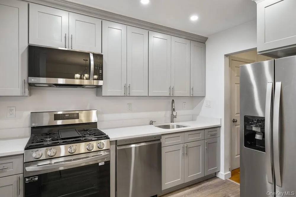 103 Wiltshire Road #D6 Scarsdale, NY 10583