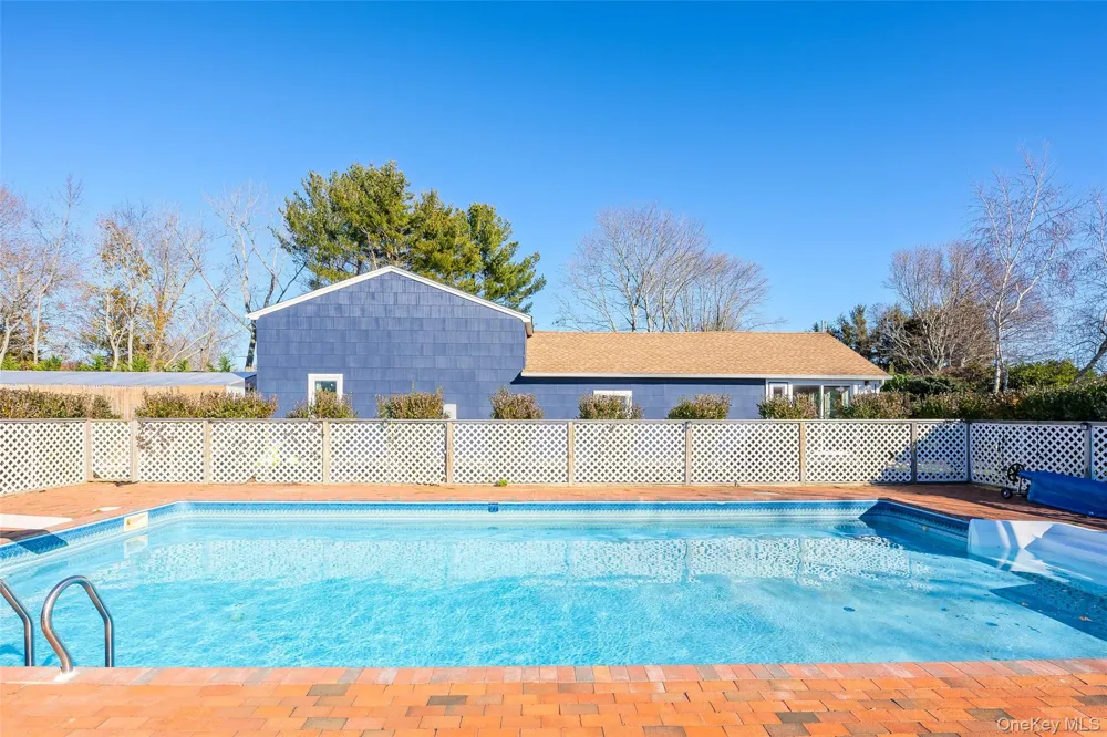 17525 County Road 48 Cutchogue, NY 11935