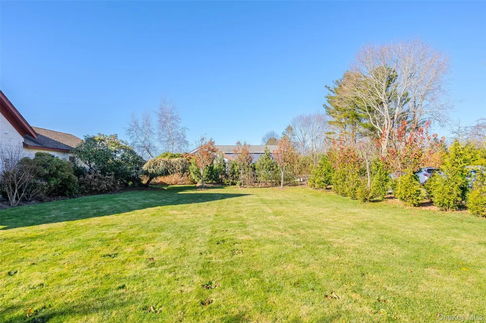 17525 County Road 48 Cutchogue, NY 11935