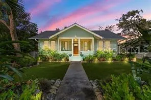 324 JULIA PLACE Sarasota, FL 34236