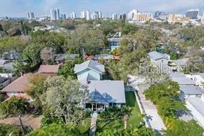 324 JULIA PLACE Sarasota, FL 34236