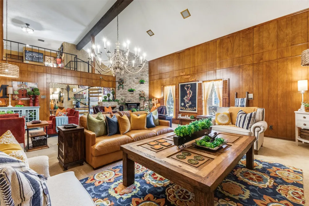 10615 Old Seagoville Road Dallas, TX 75217