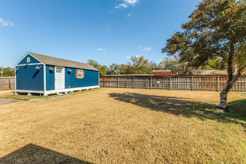 10615 Old Seagoville Road Dallas, TX 75217