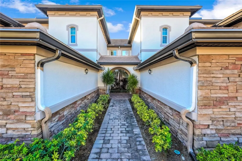 Ironstone Terrace #201 Naples, FL 34120