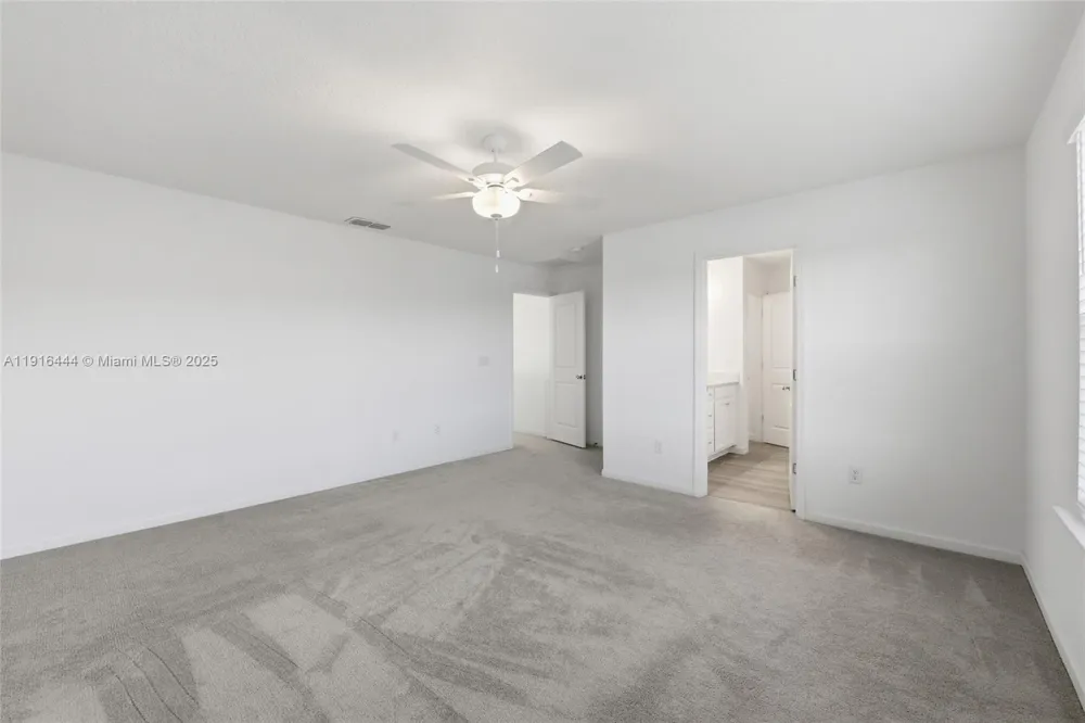 9852 Lemon Balm Way Jacksonville, FL 32219