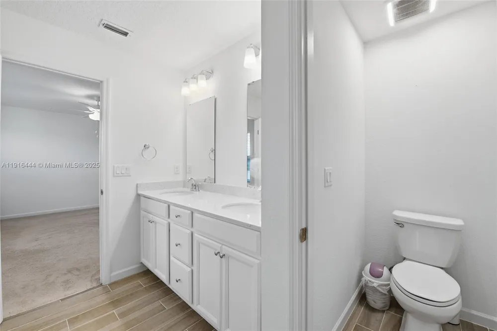 9852 Lemon Balm Way Jacksonville, FL 32219