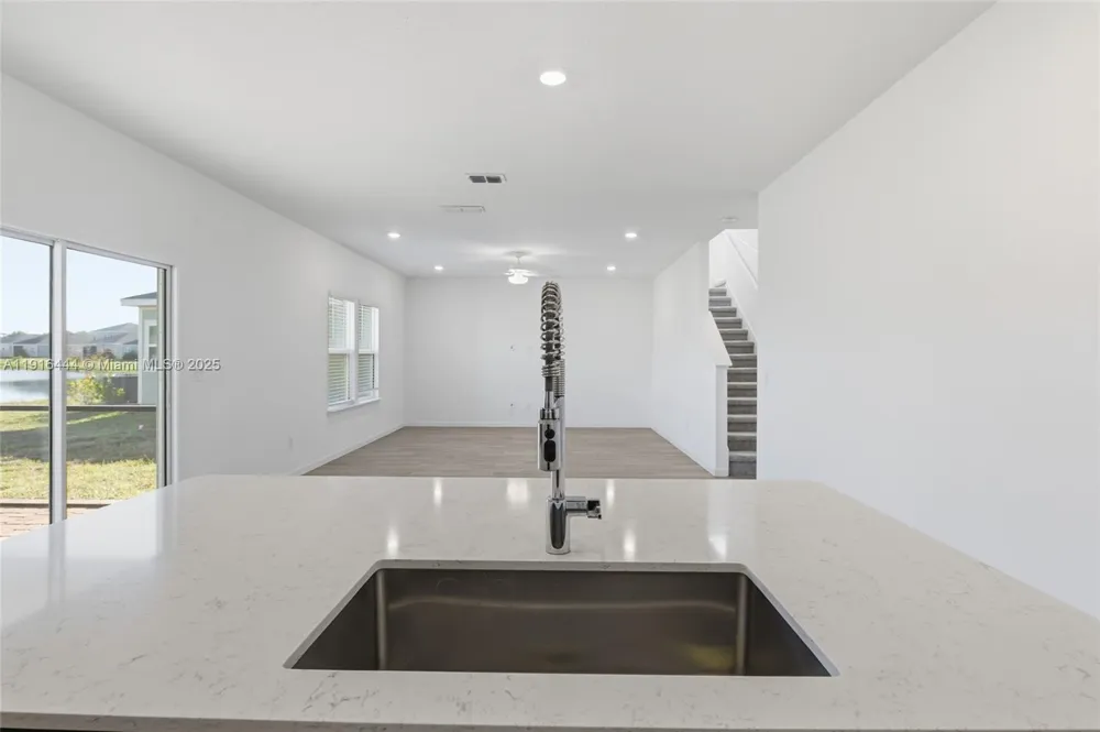 9852 Lemon Balm Way Jacksonville, FL 32219