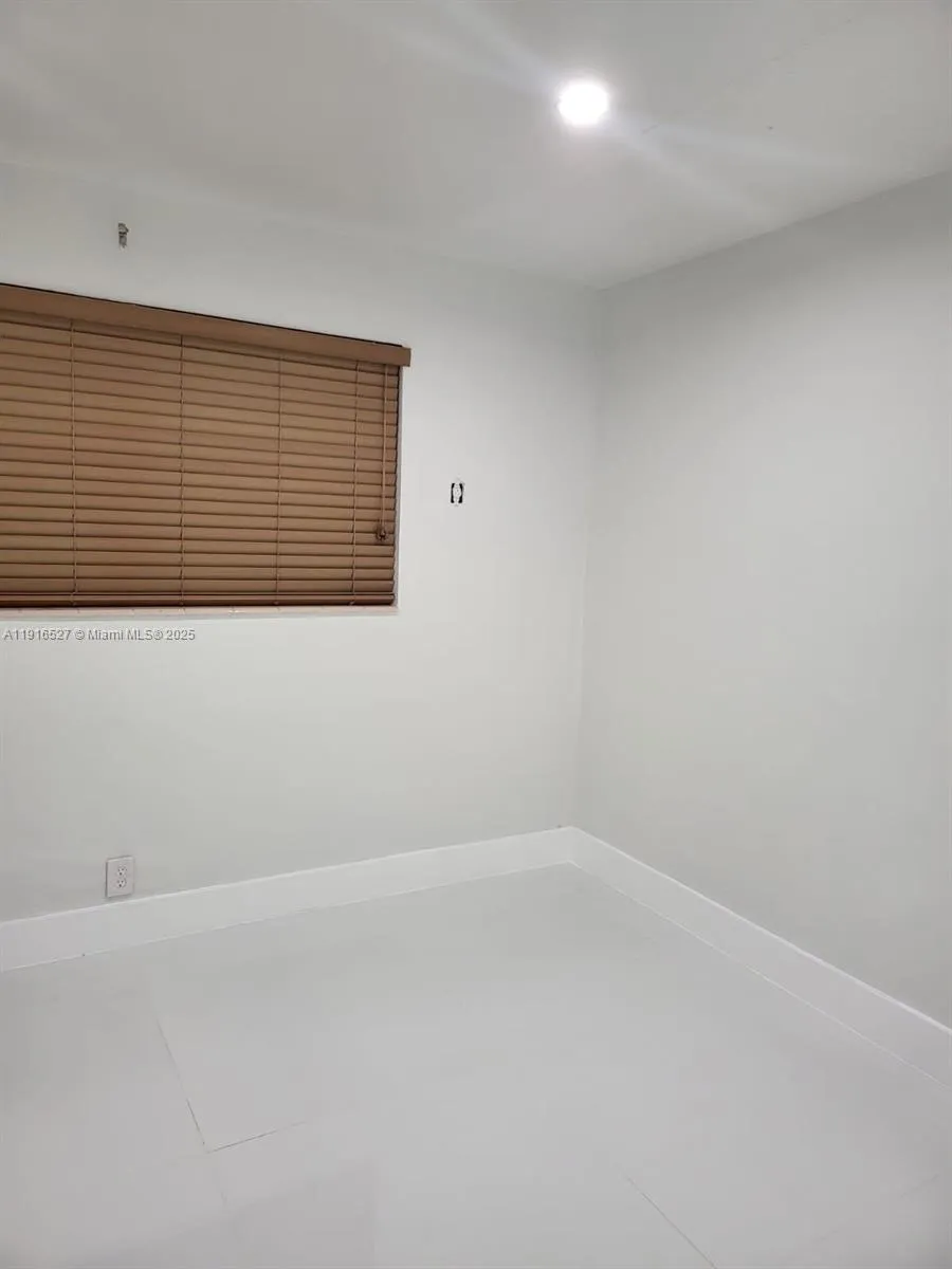 9375 SW 40th Ter #203 Miami, FL 33165