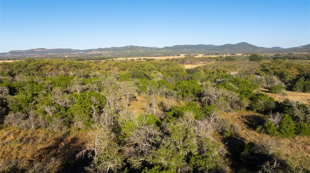 358 Cornelius Road Utopia, TX 78885