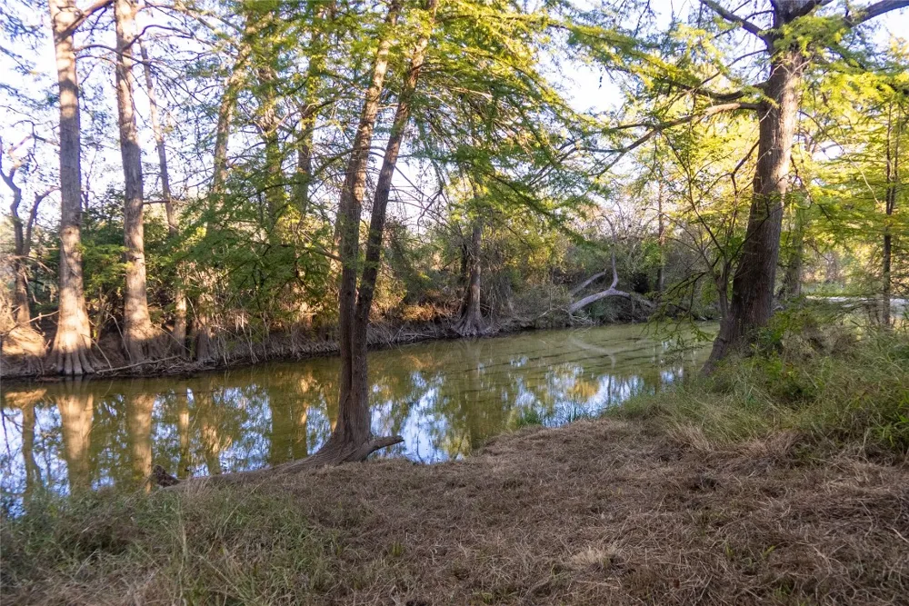 358 Cornelius Road Utopia, TX 78885