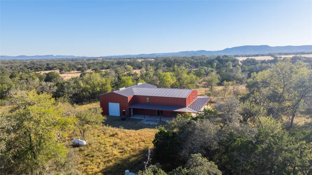 358 Cornelius Road Utopia, TX 78885