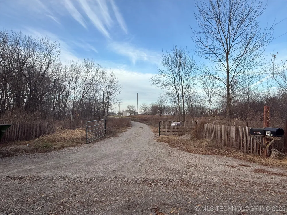426550 E 250 ROAD Chelsea, OK 74016