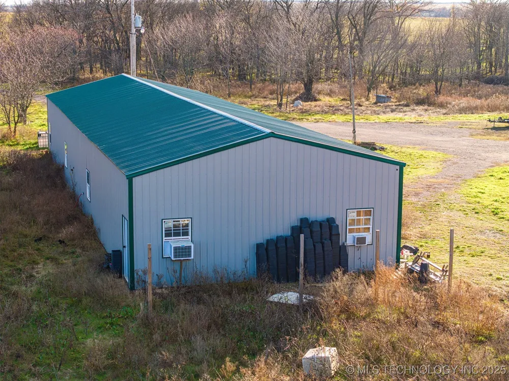 426550 E 250 ROAD Chelsea, OK 74016