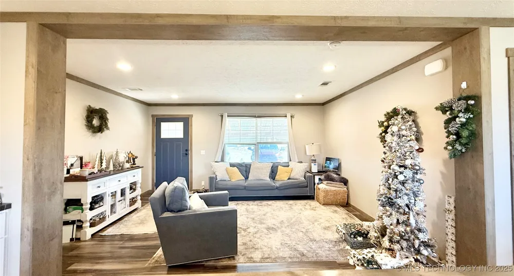 426550 E 250 ROAD Chelsea, OK 74016