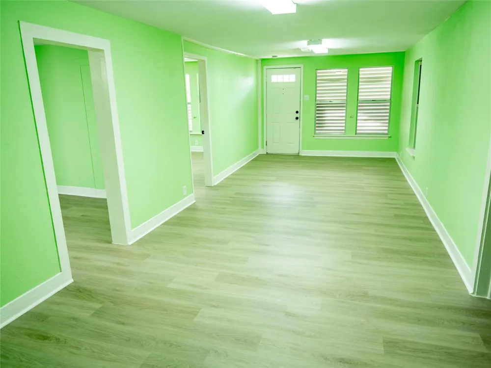312 W Jefferson Avenue Port O Connor, TX 77982