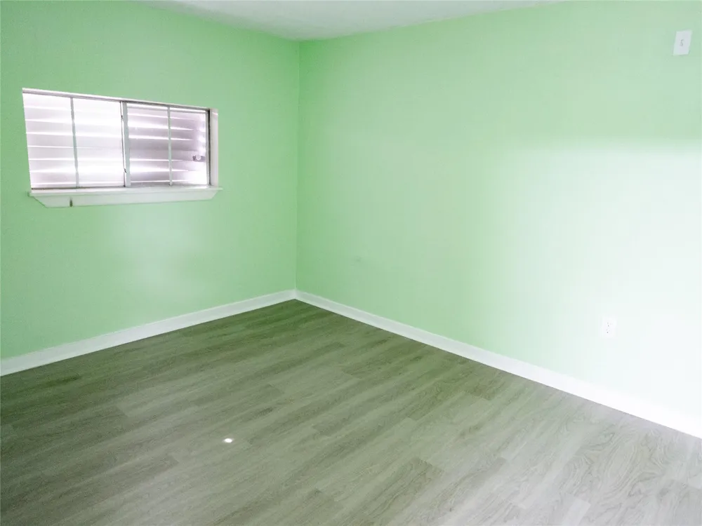 312 W Jefferson Avenue Port O Connor, TX 77982