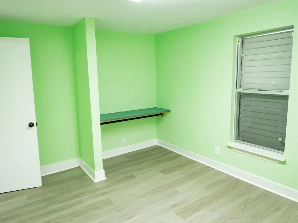 312 W Jefferson Avenue Port O Connor, TX 77982