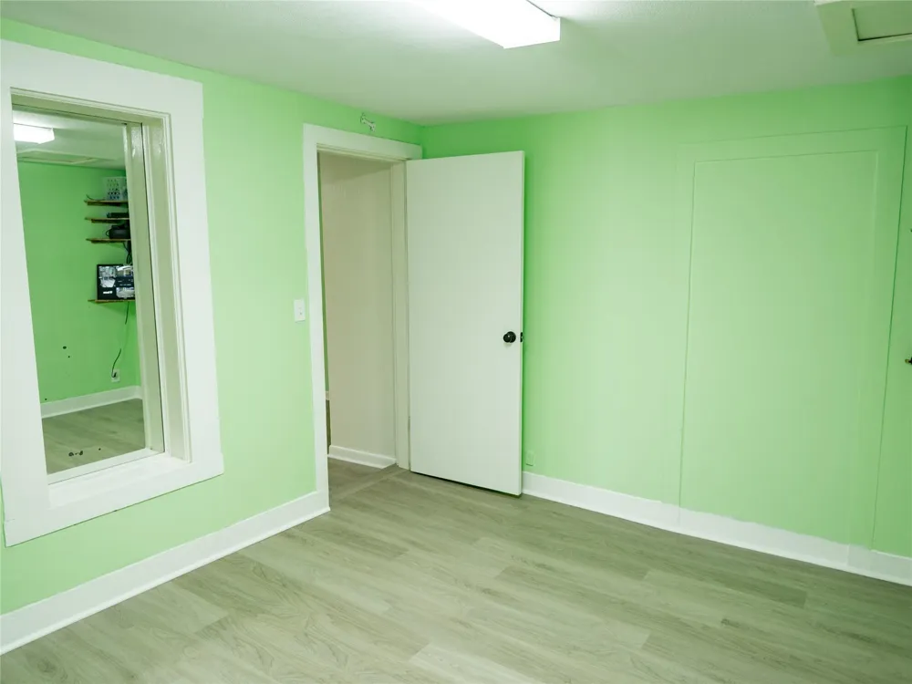 312 W Jefferson Avenue Port O Connor, TX 77982