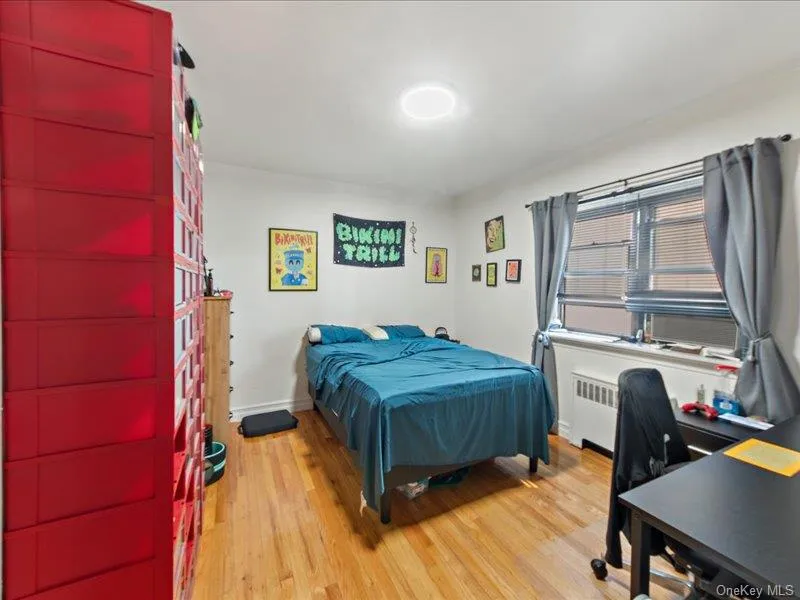 1910 S Pelham Parkway S #3G Bronx, NY 10461