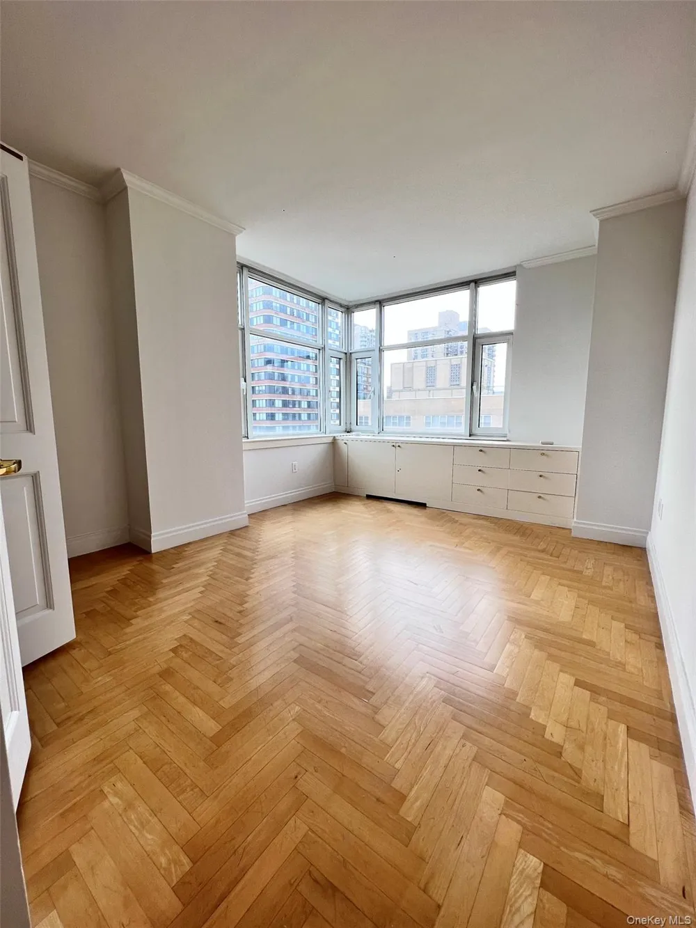 404 E 76th Street #19C New York (Manhattan), NY 10021