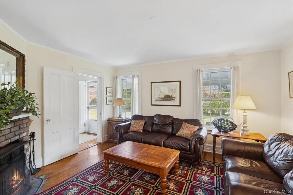 718 Montauk Highway East Quogue, NY 11942