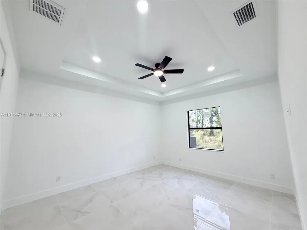 2614 45 Street W Lehigh Acres, FL 33971