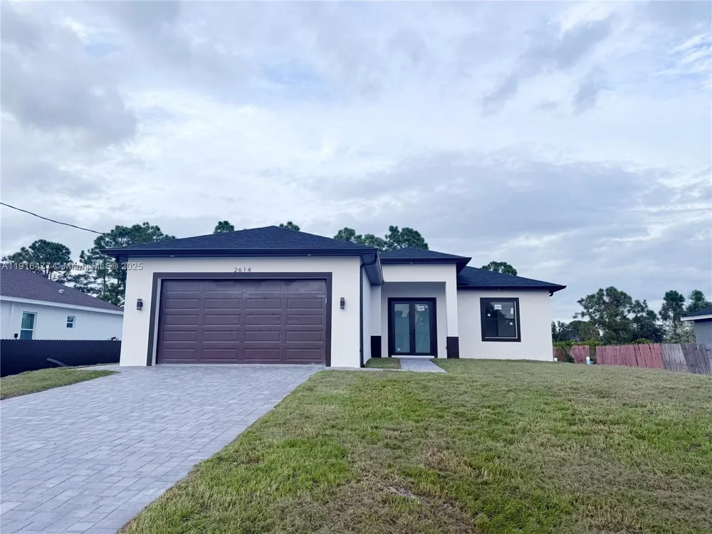 2614 45 Street W Lehigh Acres, FL 33971