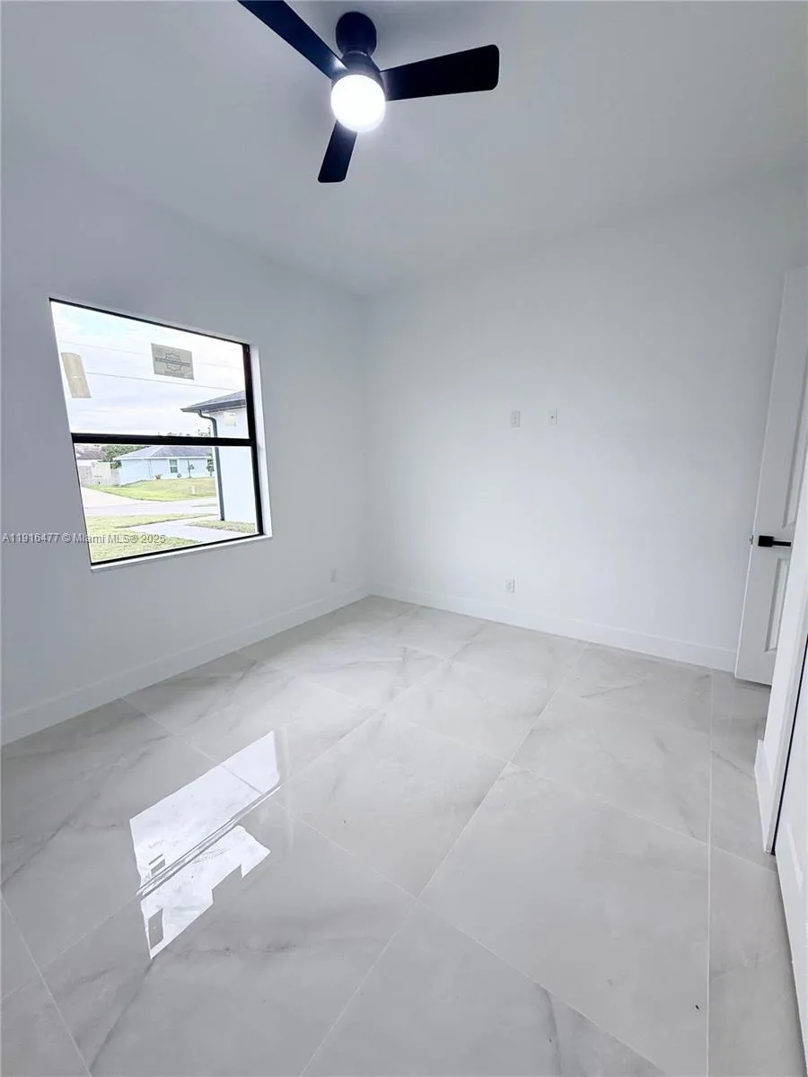 2614 45 Street W Lehigh Acres, FL 33971
