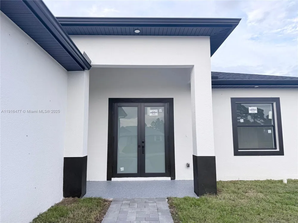 2614 45 Street W Lehigh Acres, FL 33971