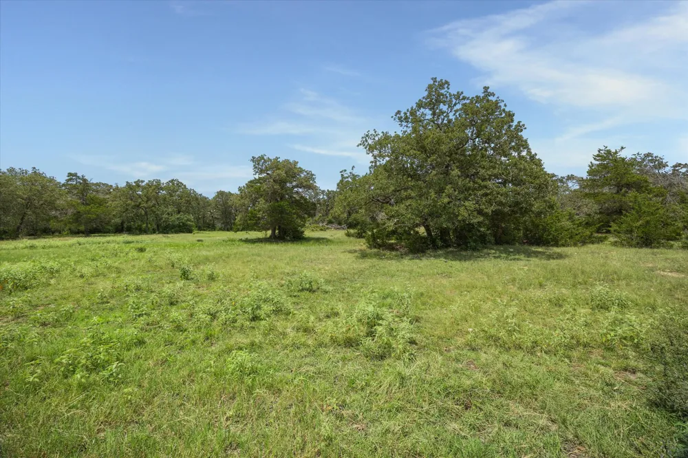 1434 County Road 139 Giddings, TX 78942
