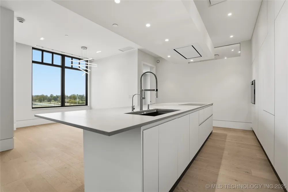 405 Main Street #6B Tulsa, OK 74103