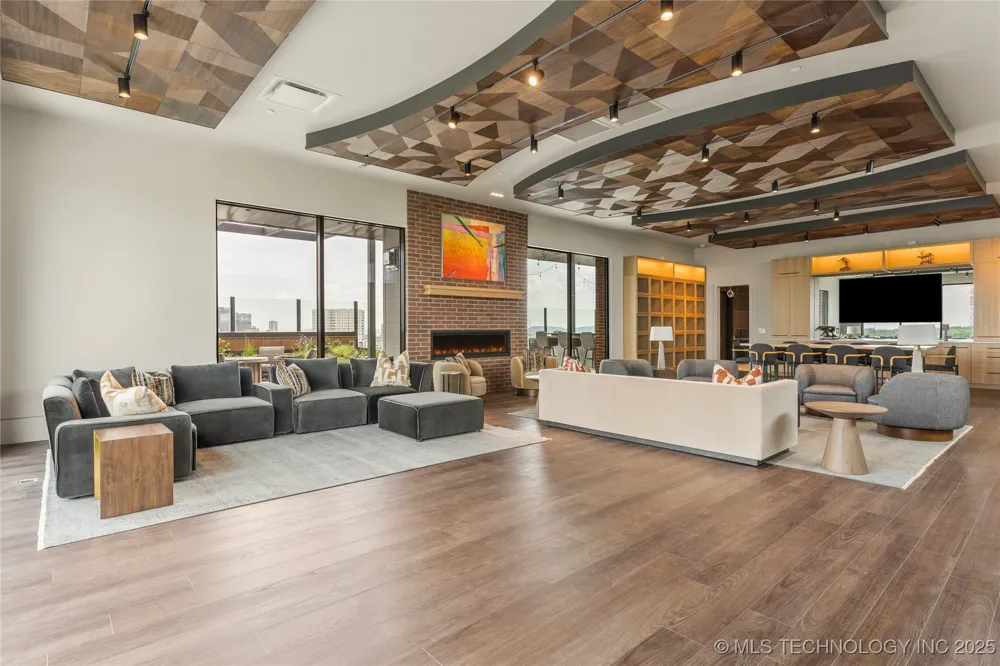 405 Main Street #6B Tulsa, OK 74103
