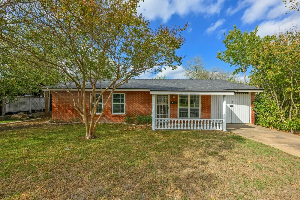 5704 Cedardale Drive Austin, TX 78745