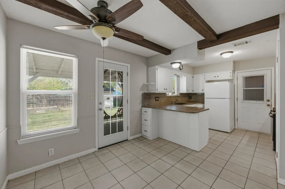 5704 Cedardale Drive Austin, TX 78745