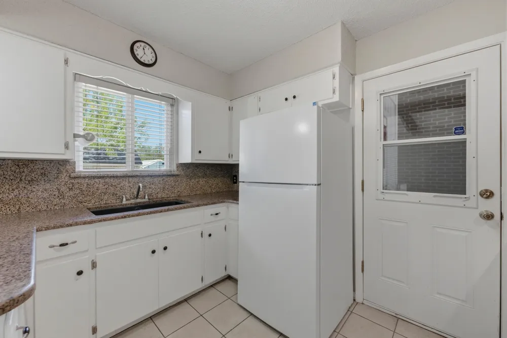 5704 Cedardale Drive Austin, TX 78745