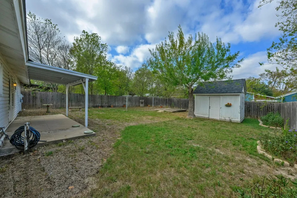 5704 Cedardale Drive Austin, TX 78745