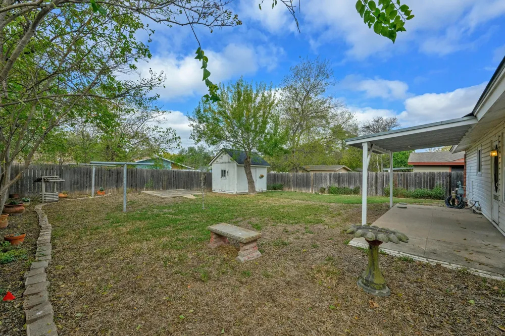 5704 Cedardale Drive Austin, TX 78745