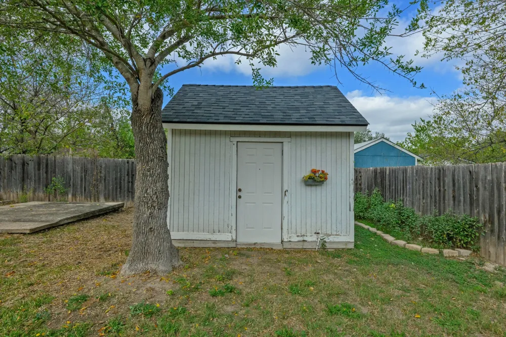 5704 Cedardale Drive Austin, TX 78745