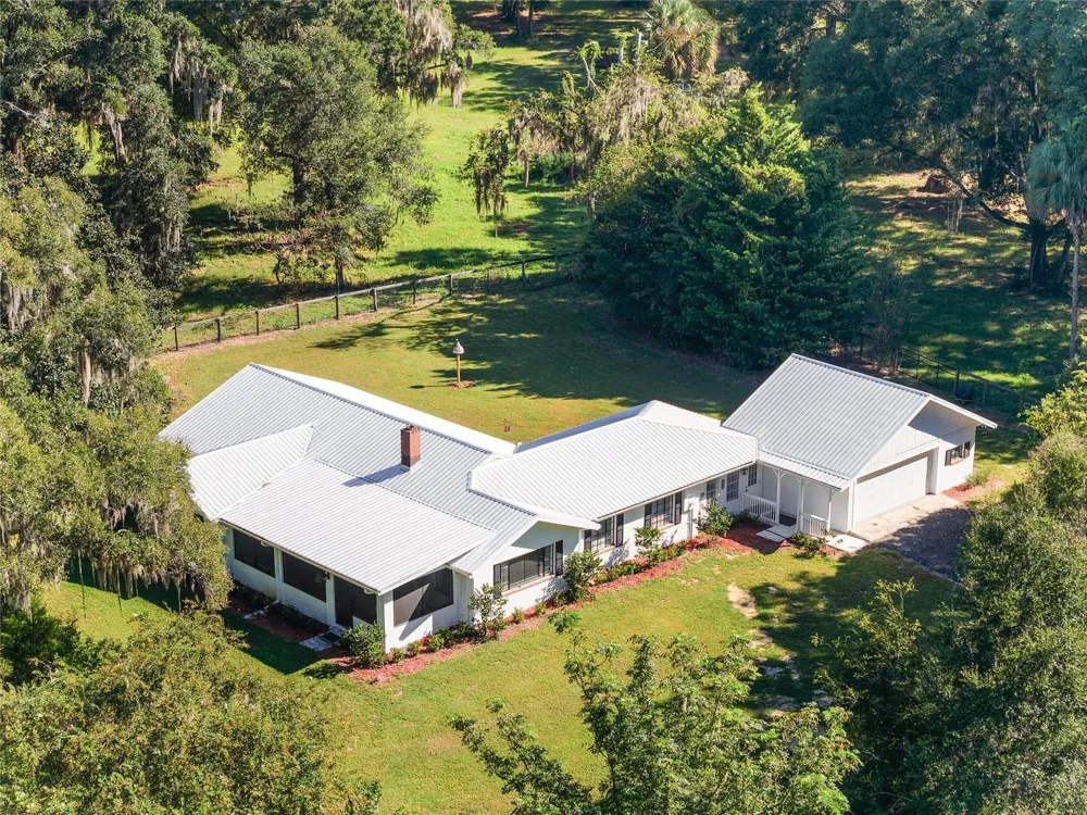 17067 NW GAINESVILLE ROAD Reddick, FL 32686