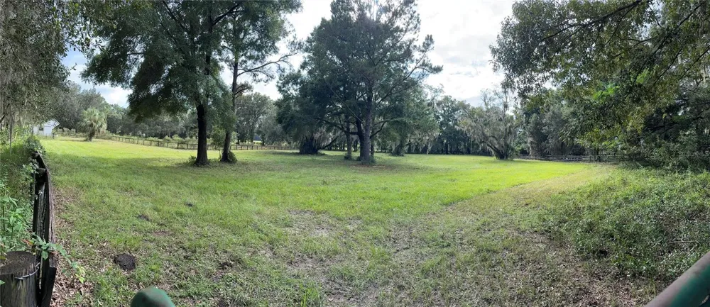 17067 NW GAINESVILLE ROAD Reddick, FL 32686