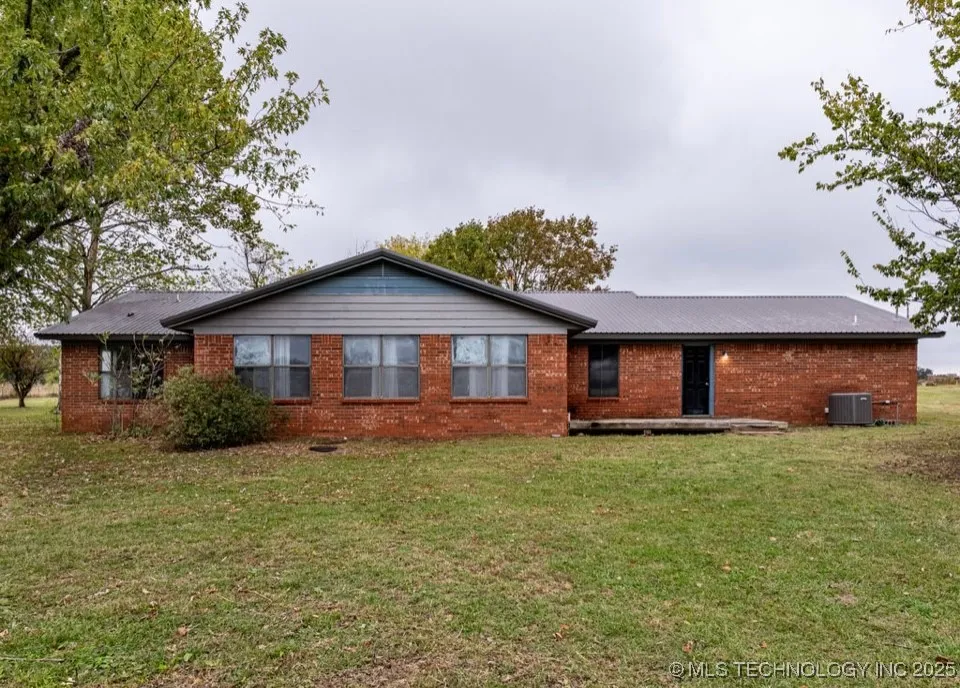 1977 Green Acres Drive Bokchito, OK 74726