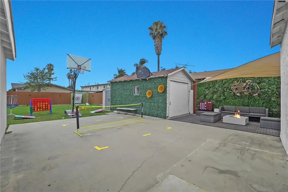 3541 Gibson Rd El Monte, CA 91731